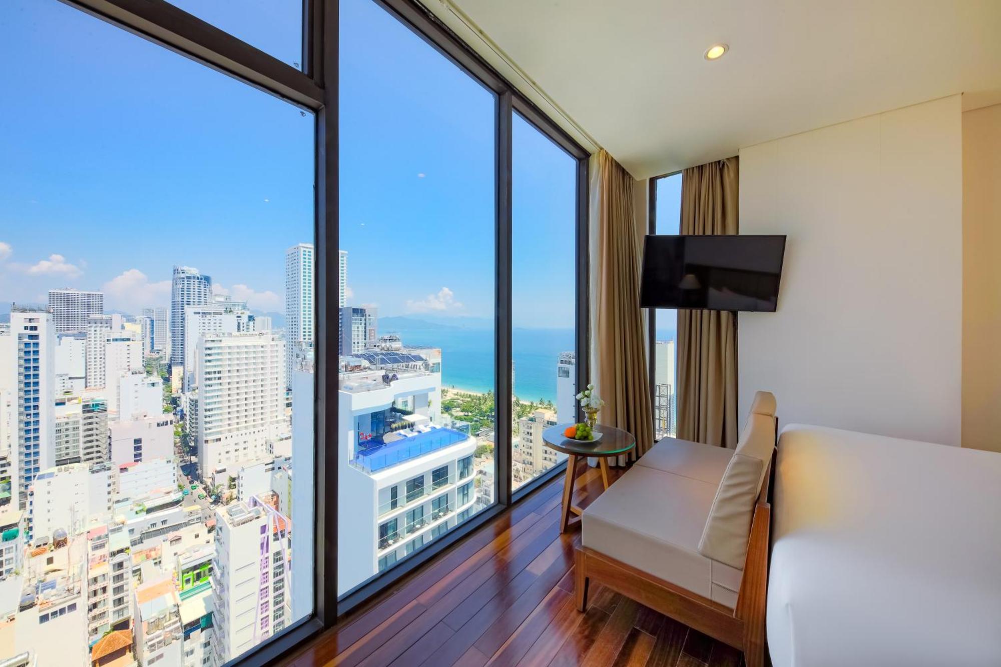 Green Beach Hotel Nha Trang Buitenkant foto