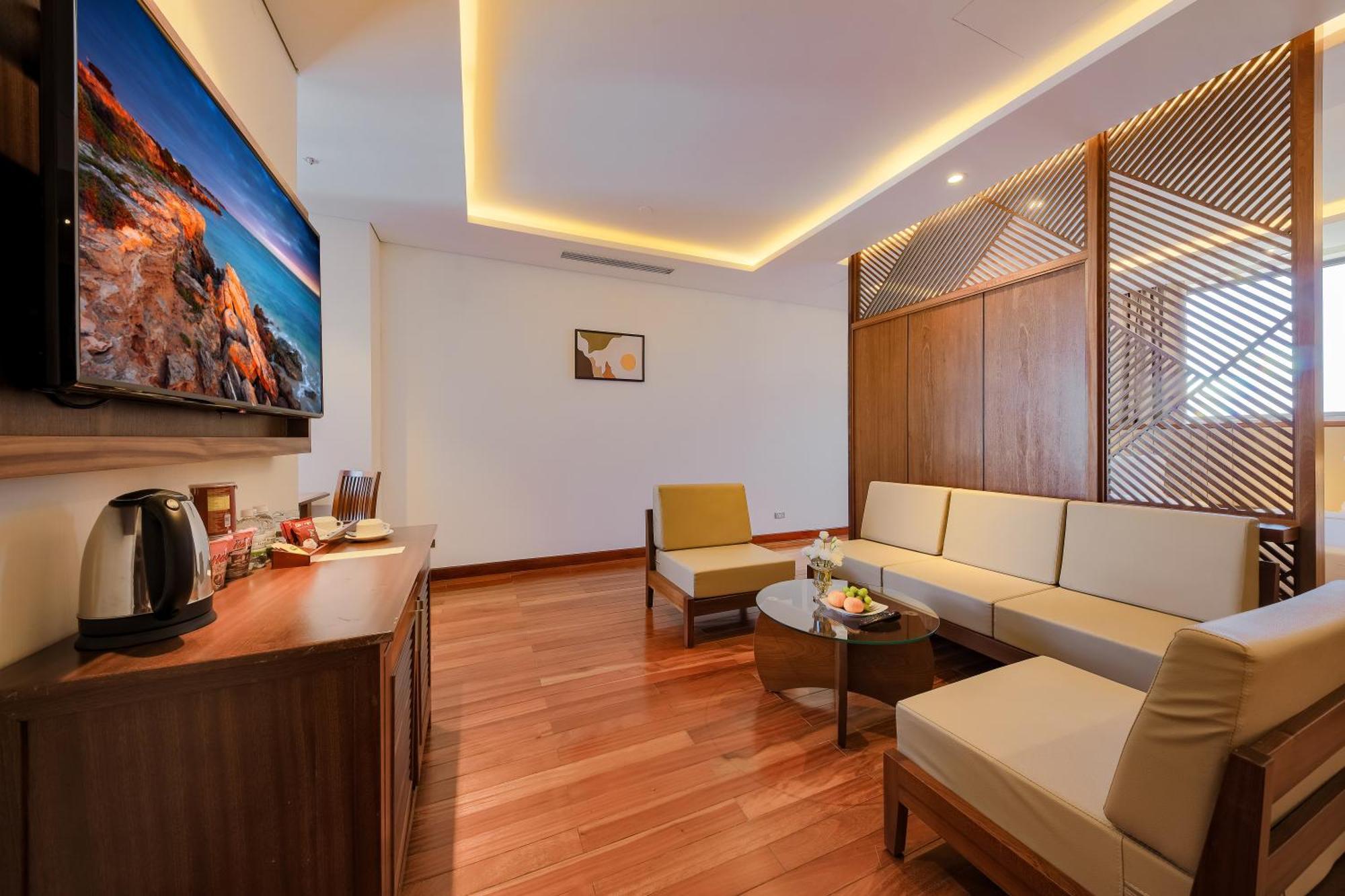 Green Beach Hotel Nha Trang Buitenkant foto